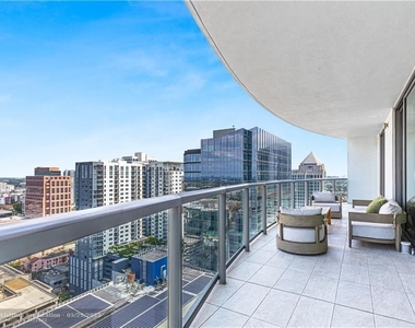 100 E Las Olas Blvd - Photo Thumbnail 8