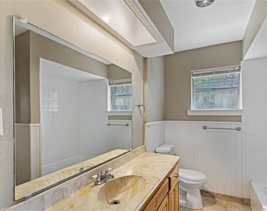 3526 Delford Circle - Photo Thumbnail 22