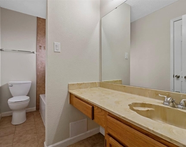 4980 Garden Grove Road - Photo Thumbnail 11