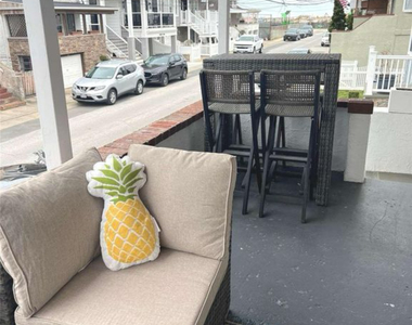 47 Brookline Avenue - Photo Thumbnail 2