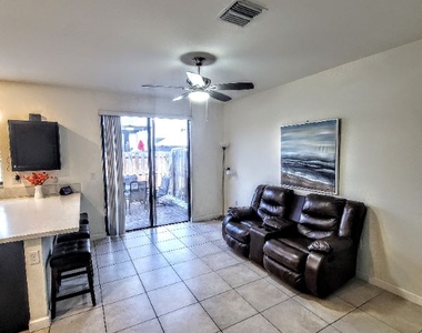 11481 Sw 252 St - Photo Thumbnail 9