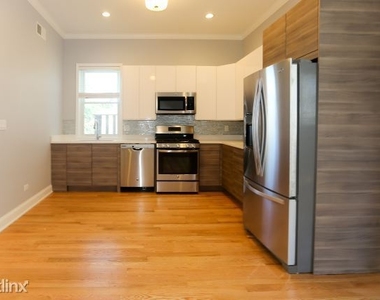 4236 N. Albany, Unit 4 - Photo Thumbnail 2