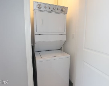 4236 N. Albany, Unit 3 - Photo Thumbnail 18