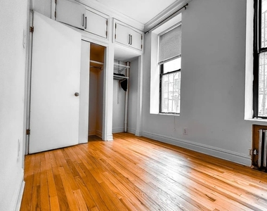 326 East 58th Street - Photo Thumbnail 5