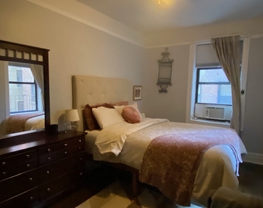 220 Cabrini Boulevard - Photo Thumbnail 9