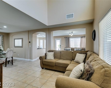 9240 Freedom Heights Avenue - Photo Thumbnail 9