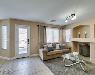 9240 Freedom Heights Avenue - Photo Thumbnail 23