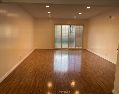 5460 White Oak Avenue - Photo Thumbnail 4