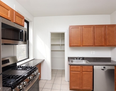 3524 N. Broadway, Unit S3 - Photo Thumbnail 3