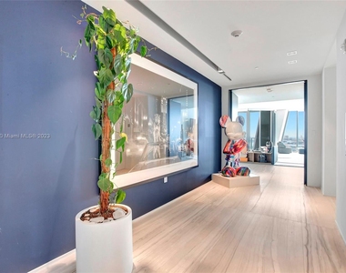 1000 Biscayne Blvd Unit 2802 - Photo Thumbnail 0