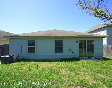 104 Lone Star Way - Photo Thumbnail 61