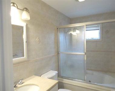 442 E Beech Street - Photo Thumbnail 8