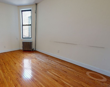 228 East 36th Street - Photo Thumbnail 2