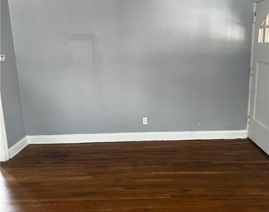 3243 W 115th Street - Photo Thumbnail 11