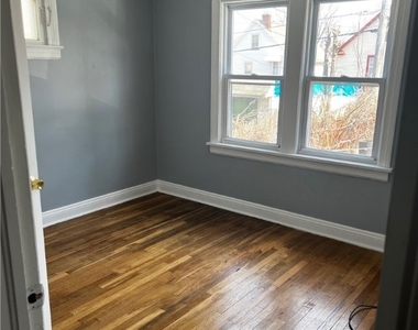 3243 W 115th Street - Photo Thumbnail 8