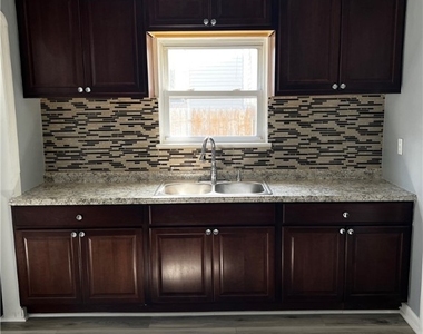 3243 W 115th Street - Photo Thumbnail 5