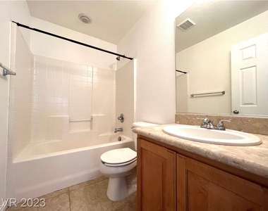 9031 Winchester Ridge Street - Photo Thumbnail 31