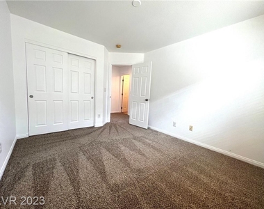 9031 Winchester Ridge Street - Photo Thumbnail 32