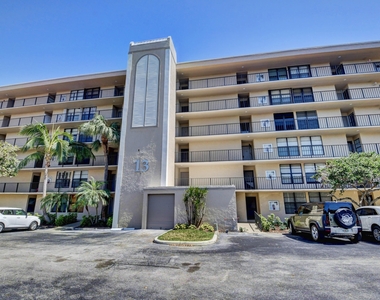 13 Royal Palm Way - Photo Thumbnail 1