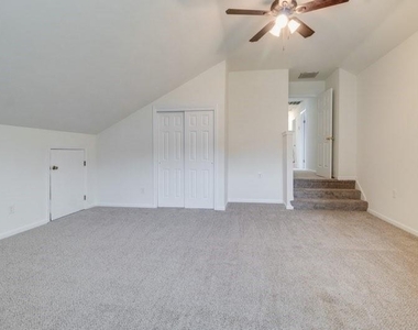 5125 Middlebrook Court - Photo Thumbnail 16