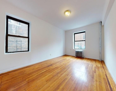 35 Hamilton Place - Photo Thumbnail 1