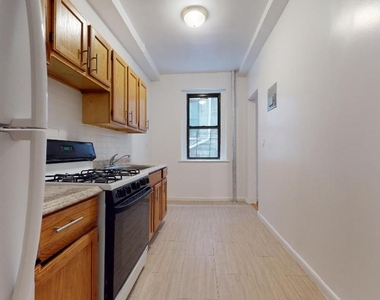 35 Hamilton Place - Photo Thumbnail 6