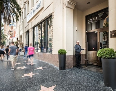 6253 Hollywood Blvd - Photo Thumbnail 1