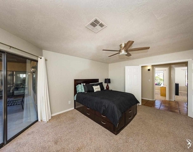 12189 E Del Norte - Photo Thumbnail 30