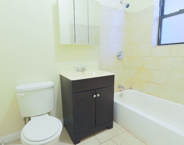 4415 N. Wolcott, Unit B-6 - Photo Thumbnail 6