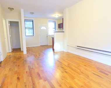 4415 N. Wolcott, Unit B-4 - Photo Thumbnail 5