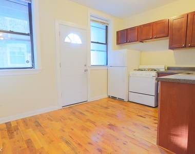 4415 N. Wolcott, Unit B-4 - Photo Thumbnail 1