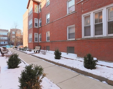 4415 N. Wolcott, Unit B-4 - Photo Thumbnail 11