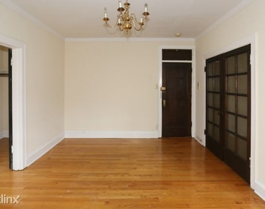 4631 N. Paulina, Unit 113 - Photo Thumbnail 6