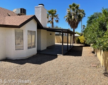 3782 E. Acoma Drive - Photo Thumbnail 9