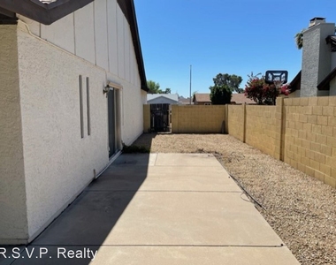 3782 E. Acoma Drive - Photo Thumbnail 12