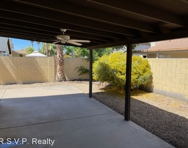 3782 E. Acoma Drive - Photo Thumbnail 10