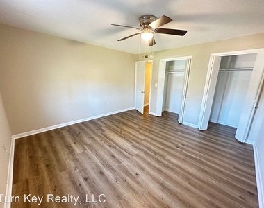 8372 Thomas Avenue Apt 200 - Photo Thumbnail 10