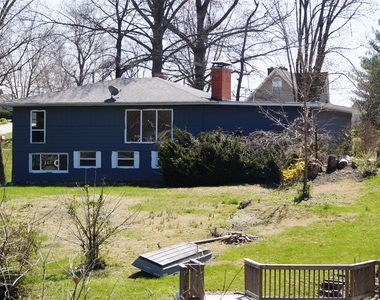 653 E Lake Dr - Photo Thumbnail 1