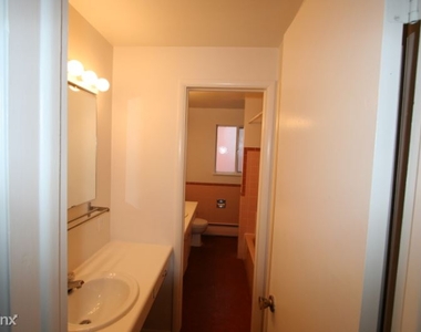 1057 Marion Street 2 - Photo Thumbnail 6