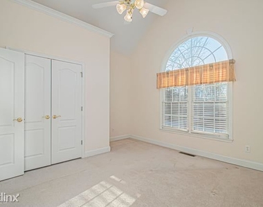 1070 R Laurel Ridge Drive - Photo Thumbnail 23