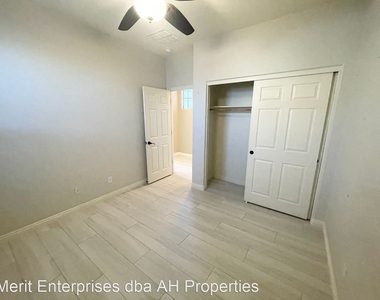 38205 W Montserrat St - Photo Thumbnail 29