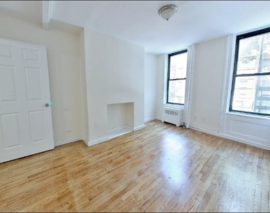 516 East 5th Street - Photo Thumbnail 0