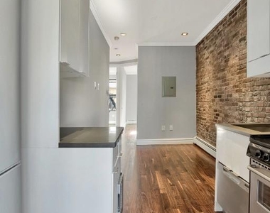 410 East 13th Street - Photo Thumbnail 3