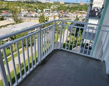 2100 Sans Souci Blvd - Photo Thumbnail 5