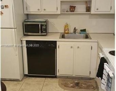 1300 Ne Miami Gardens Dr - Photo Thumbnail 3