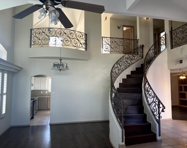 3505 Tierra Fertil Drive - Photo Thumbnail 3