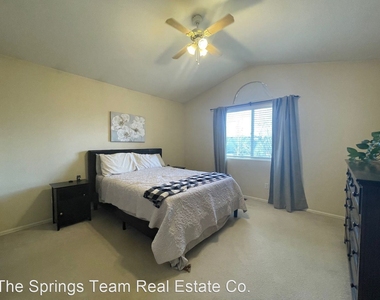 7493 Waterman Way - Photo Thumbnail 16