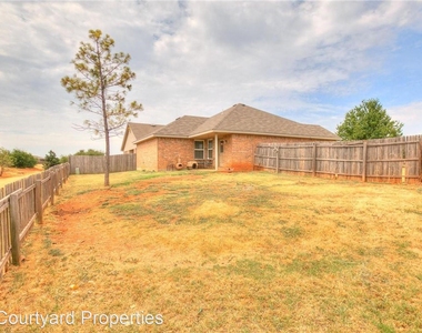 13660 Bradbury Lane, - Photo Thumbnail 4