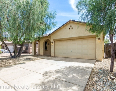 2615 W. Tamarisk Ave. - Photo Thumbnail 4