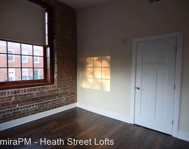 111 W Heath - Photo Thumbnail 2